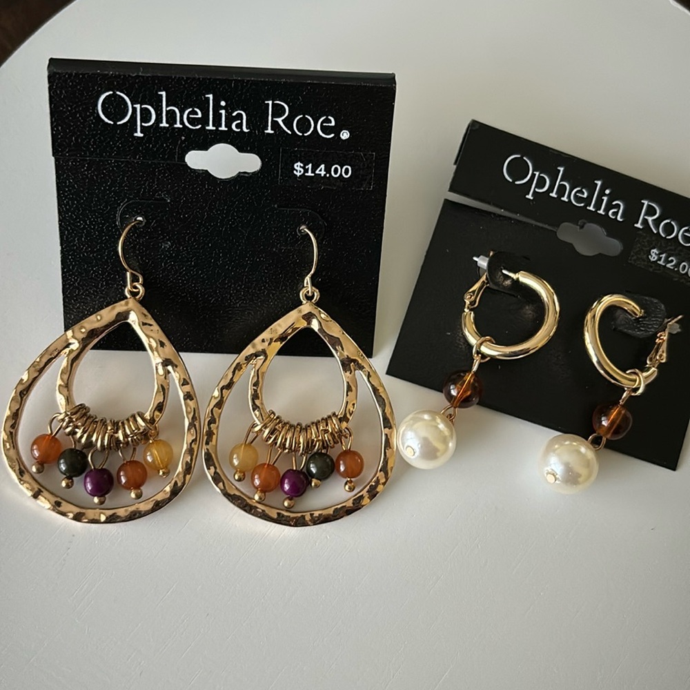 🔶 Ophelia Roe 2 pairs of gold tone earrings NWT 🔶